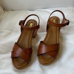 Mia Brown Heels